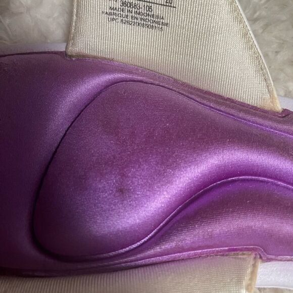 Nike Comfort Footbed Slides Sandals Flip Flops Women  white & Purple SZ11 - Picture 11 of 11